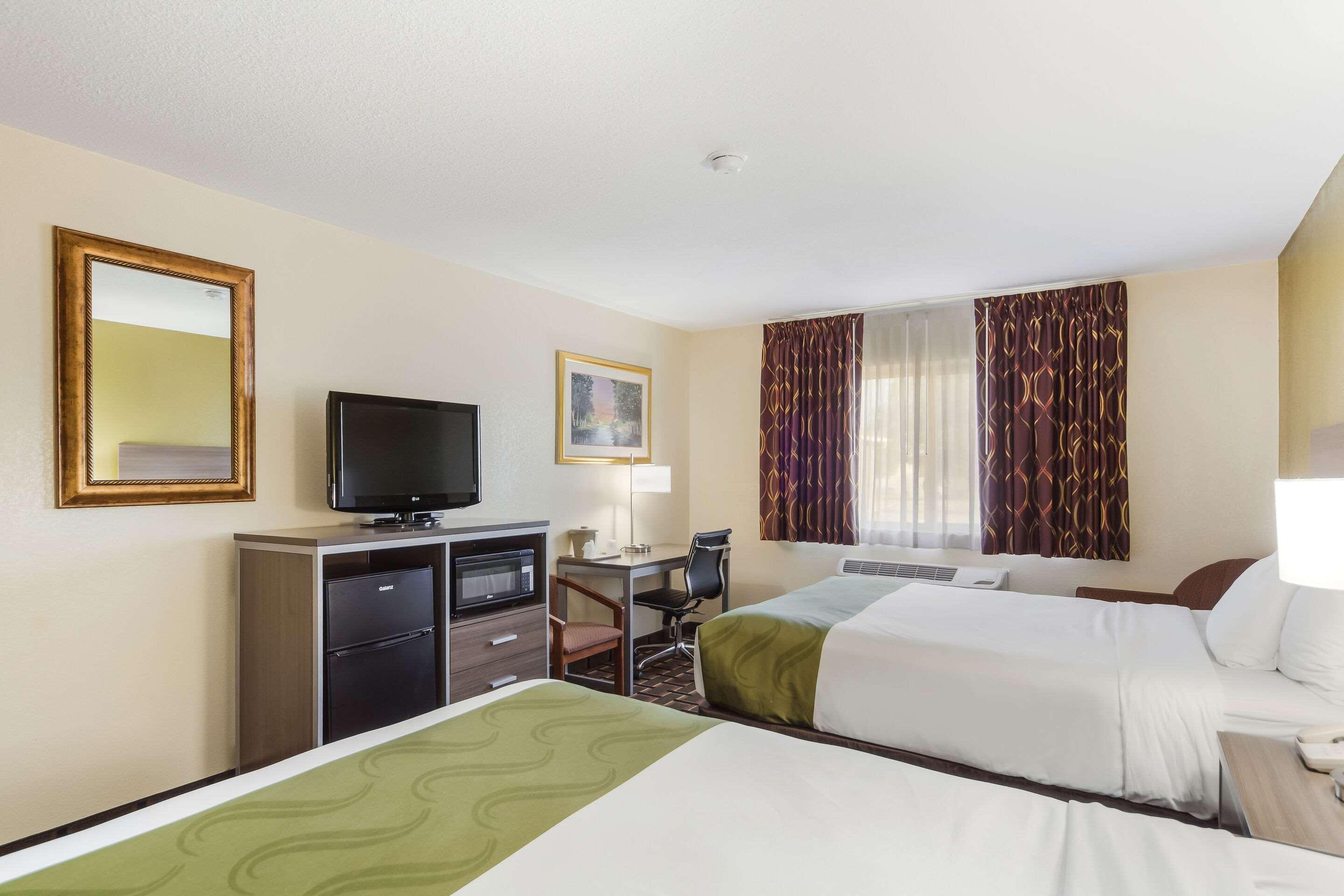 Quality Inn Lincoln Cornhusker Exterior photo