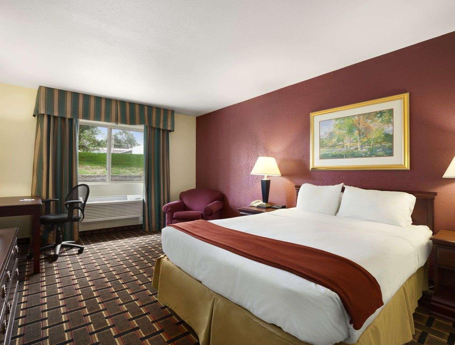 Quality Inn Lincoln Cornhusker Exterior photo