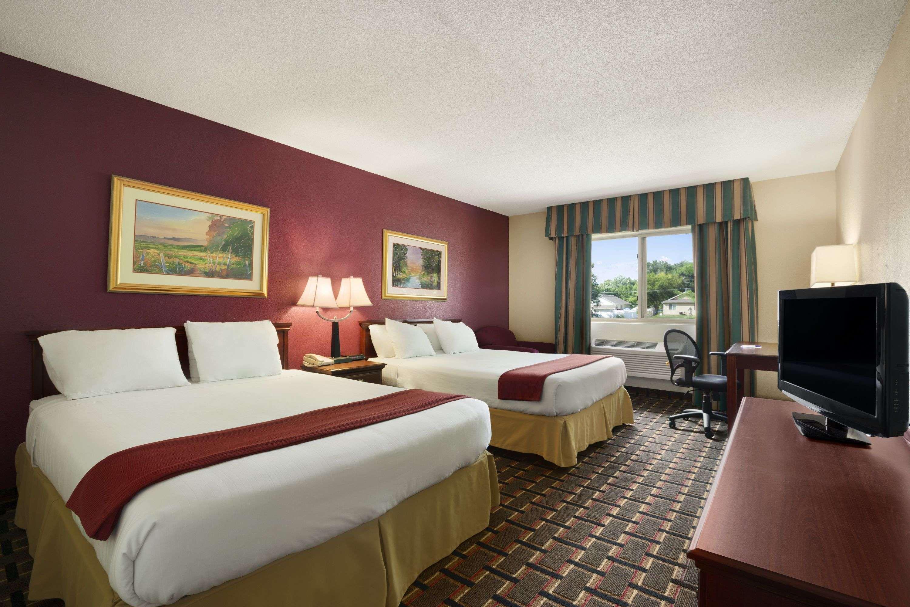 Quality Inn Lincoln Cornhusker Exterior photo