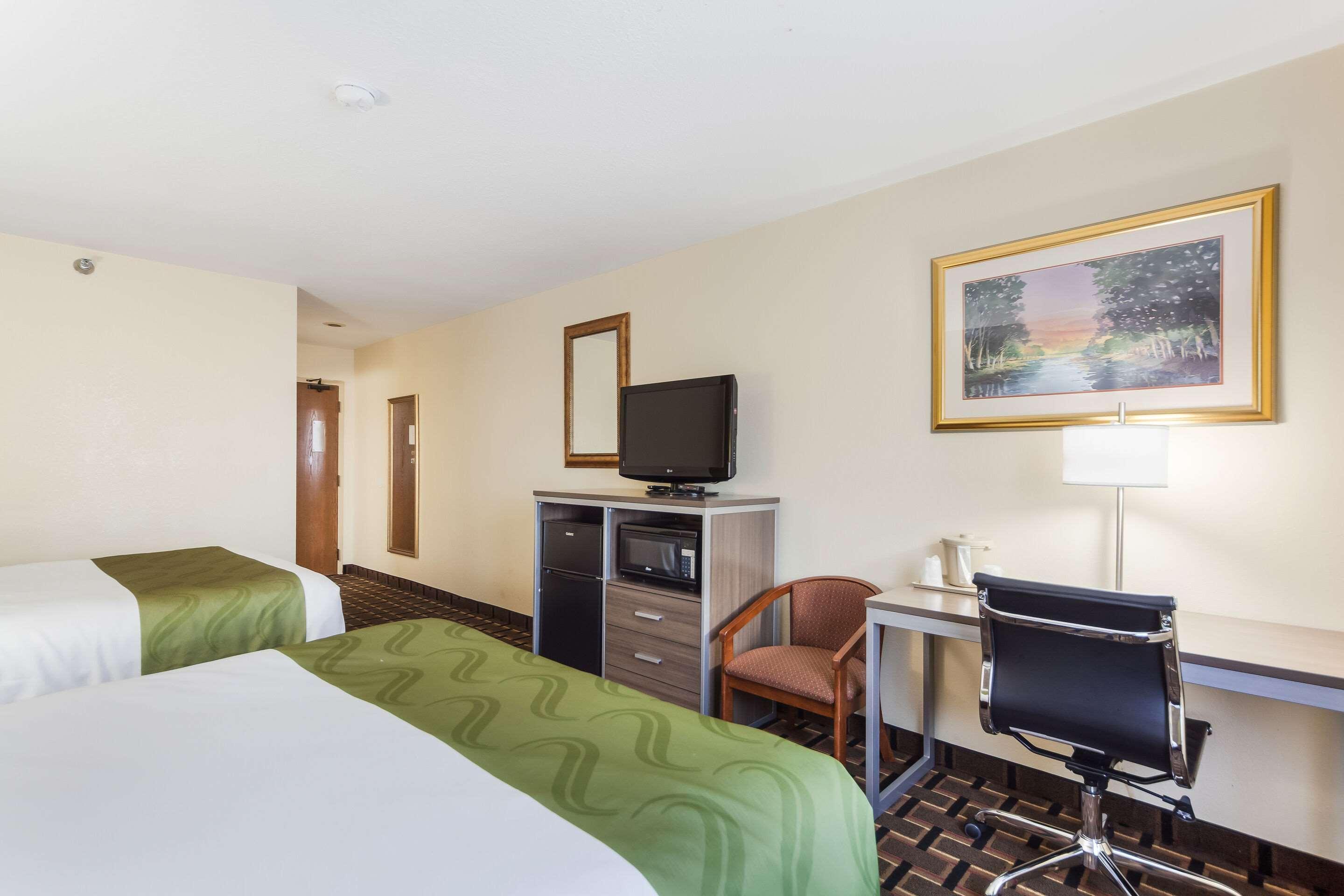 Quality Inn Lincoln Cornhusker Exterior photo