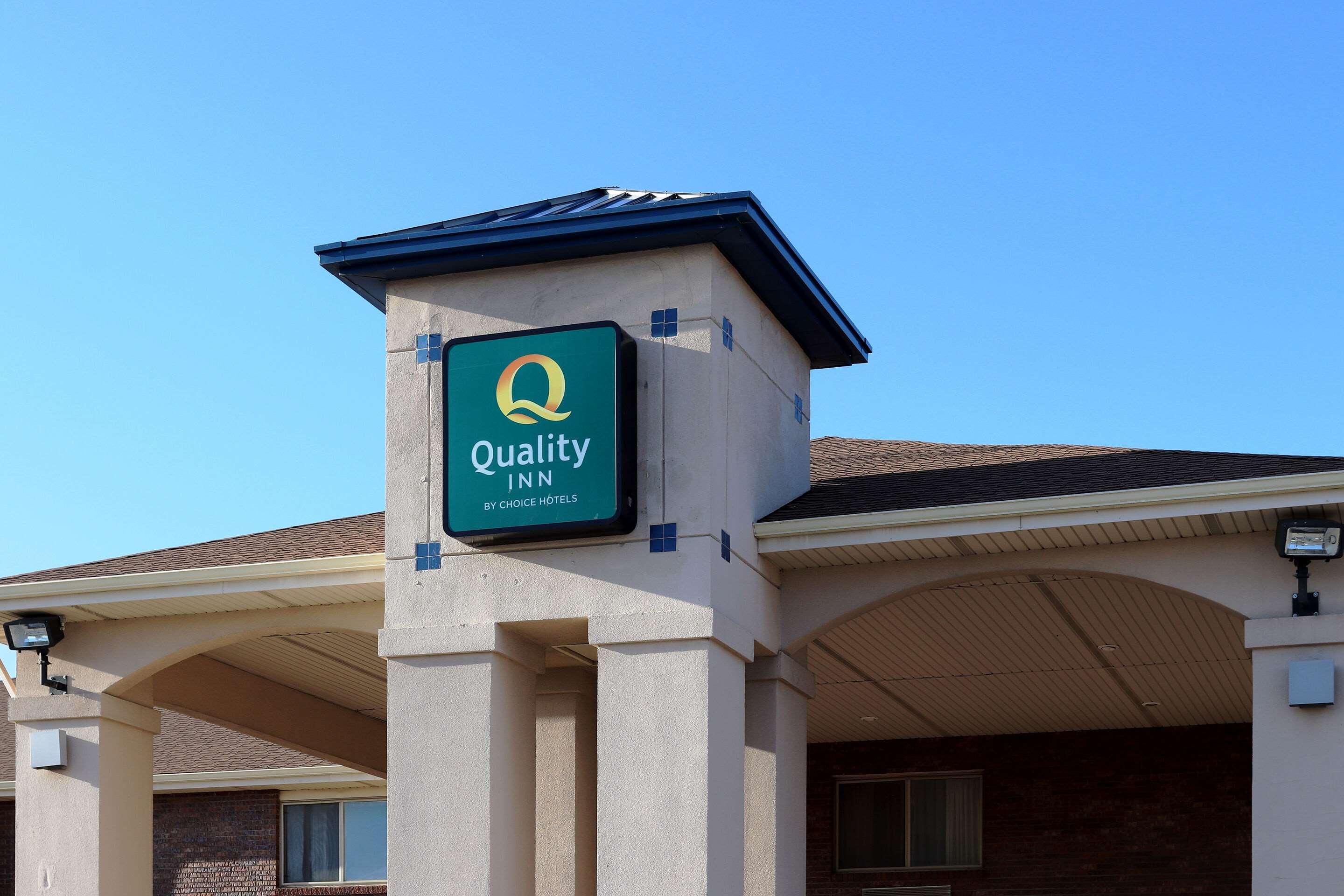 Quality Inn Lincoln Cornhusker Exterior photo